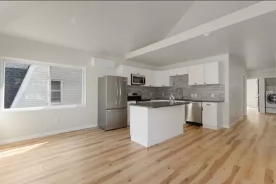 458-460 Smithfield Ave, Pawtucket, RI 02860 - Photo 3