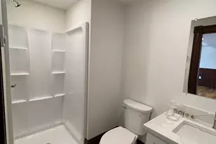 41 Summer St, Leominster, MA 01453 - Photo 17