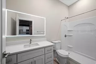 34 Tremaine St, Leominster, MA 01453 - Photo 5