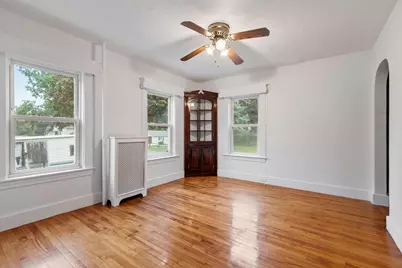 14 Rockdale Ave, Fitchburg, MA 01420 - Photo 19