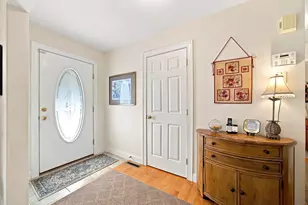 9 Parc Pl, Southampton, MA 01073 - Photo 3