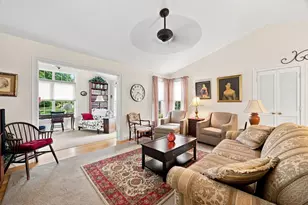 9 Parc Pl, Southampton, MA 01073 - Photo 9