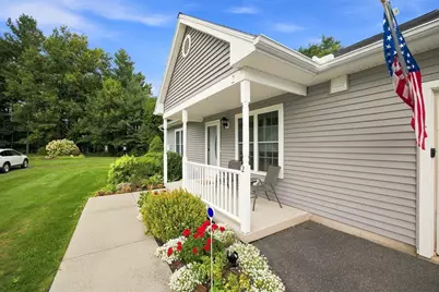 9 Parc Place #2, Southampton, MA 01073 - Photo 1