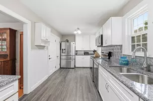 153 Lawrence St, Gardner, MA 01440 - Photo 13