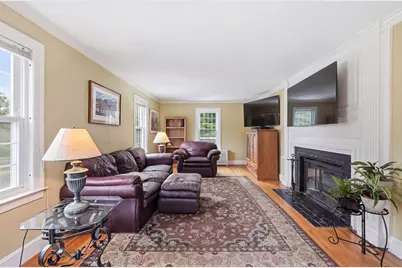 153 Lawrence St, Gardner, MA 01440 - Photo 11