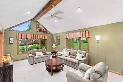 1 Utica Dr, Hudson, MA 01749 - Photo 5