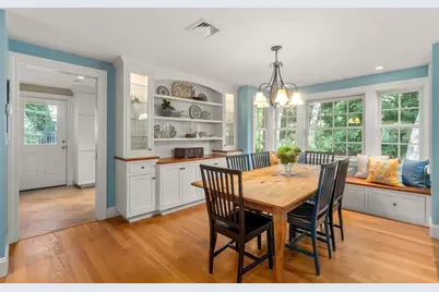104 Fairbanks Avenue, Wellesley, MA 02481 - Photo 15