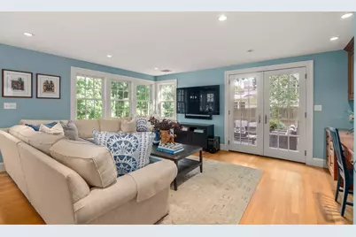 104 Fairbanks Avenue, Wellesley, MA 02481 - Photo 17
