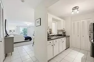 46 Greentree Ln, Weymouth, MA 02190 - Photo 5
