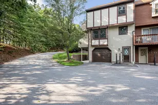 34 Scotty Hollow Dr, Chelmsford, MA 01863 - Photo 1
