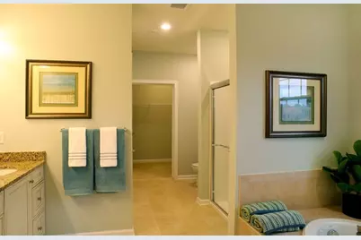 130 Trotter Rd #101, Weymouth, MA 02190 - Photo 5