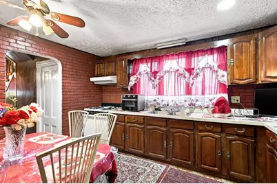 75 Woodrow Avenue, Boston, MA 02124 - Photo 5