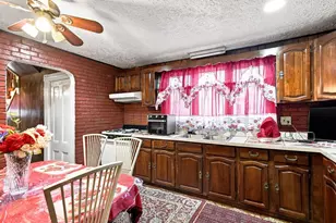 75 Woodrow Ave, Boston, MA 02124 - Photo 5