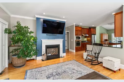 31 Hathaway Pond Cir #31, Rochester, MA 02770 - Photo 11