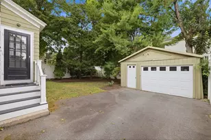 74 Chestnut St, Andover, MA 01810 - Photo 5