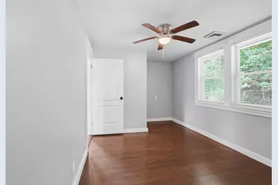 14 Saint Elmo Road, Worcester, MA 01602 - Photo 21