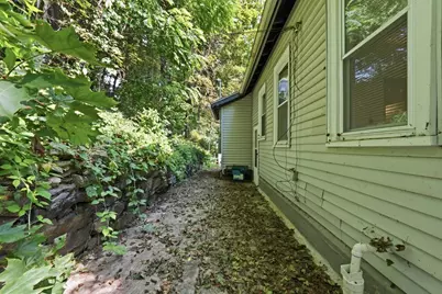 14 Saint Elmo Road, Worcester, MA 01602 - Photo 27