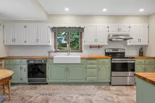 30 Woodrow Ave, Haverhill, MA 01830 - Photo 7
