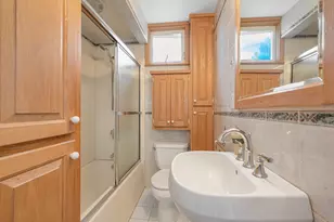 30 Woodrow Ave, Haverhill, MA 01830 - Photo 9