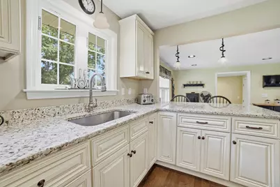 425 River Road, Uxbridge, MA 01569 - Photo 11