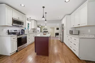 425 River Road, Uxbridge, MA 01569 - Photo 9