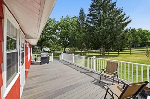425 River Rd, Uxbridge, MA 01569 - Photo 25
