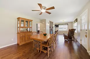 425 River Rd, Uxbridge, MA 01569 - Photo 3
