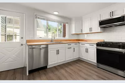 13 Heard, Chelsea, MA 02150 - Photo 19