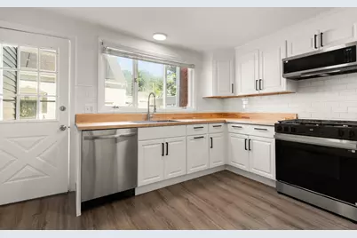13 Heard, Chelsea, MA 02150 - Photo 5