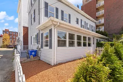 13 Heard, Chelsea, MA 02150 - Photo 5