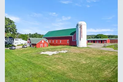87 S Hampton Rd, Amesbury, MA 01913 - Photo 15