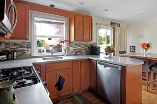 26 Moreland Ave, Dedham, MA 02026 - Photo 7