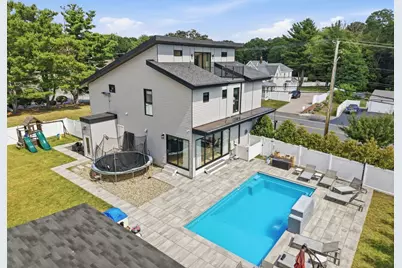 61 Walnut St, Saugus, MA 01906 - Photo 37
