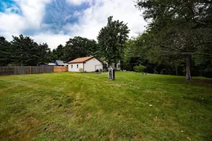 81 Winchester St, Templeton, MA 01436 - Photo 5