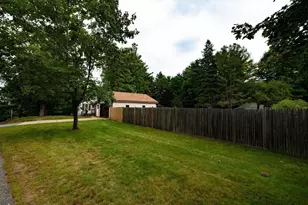 81 Winchester St, Templeton, MA 01436 - Photo 35