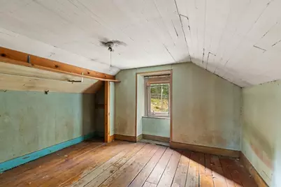 29 Beachview Terrace, Malden, MA 02148 - Photo 11