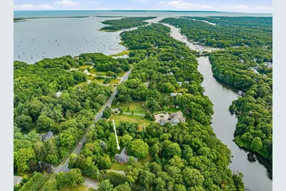 204 Waquoit Hwy, Falmouth, MA 02536 - Photo 33