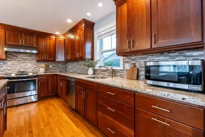 233 Grove St #2, Waltham, MA 02453 - Photo 5