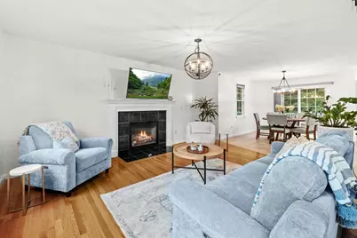 38 Bellows Cir, Marlborough, MA 01752 - Photo 5