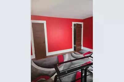 81 Lyndale St, Springfield, MA 01108 - Photo 7