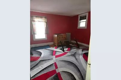 81 Lyndale St, Springfield, MA 01108 - Photo 11