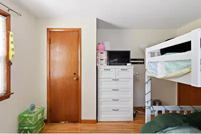 42 N Brook Rd, Springfield, MA 01119 - Photo 31