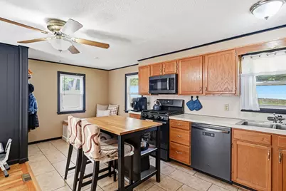 42 N Brook Rd, Springfield, MA 01119 - Photo 15