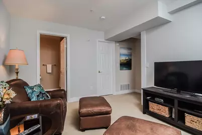 112 Porter St #5, Melrose, MA 02176 - Photo 15