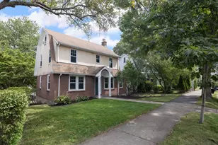 1925 Commonwealth Ave, Newton, MA 02466 - Photo 1