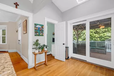 17 Nowell Street, Saugus, MA 01906 - Photo 15