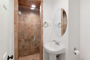 76 Marlborough St, Boston, MA 02116 - Photo 17