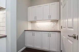 27 Bardwell St, South Hadley, MA 01075 - Photo 5
