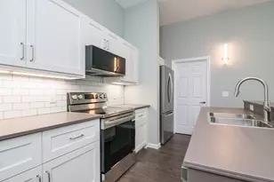 27 Bardwell St, South Hadley, MA 01075 - Photo 9