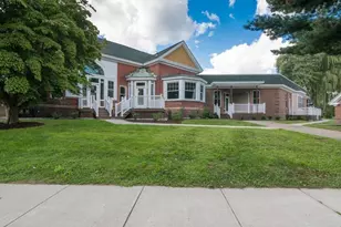 27 Bardwell St, South Hadley, MA 01075 - Photo 3